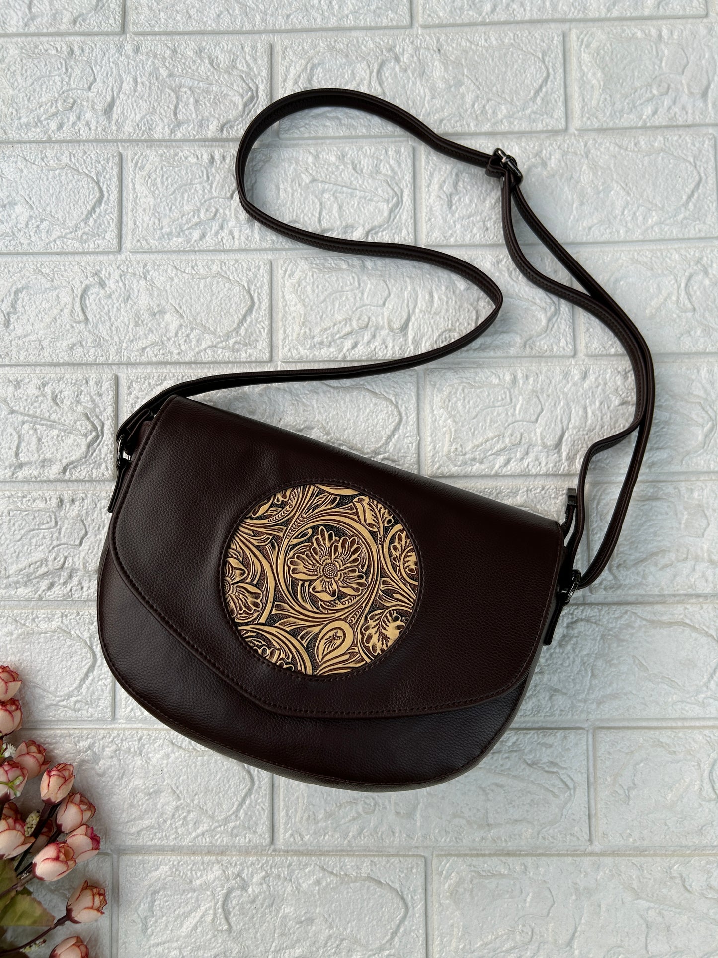Kyra Sling Bag