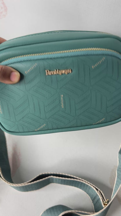 Luma Sling Bag
