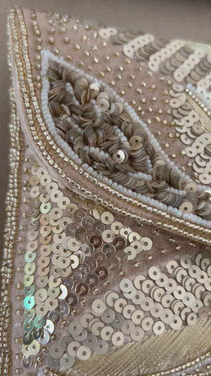 Peacock clutch